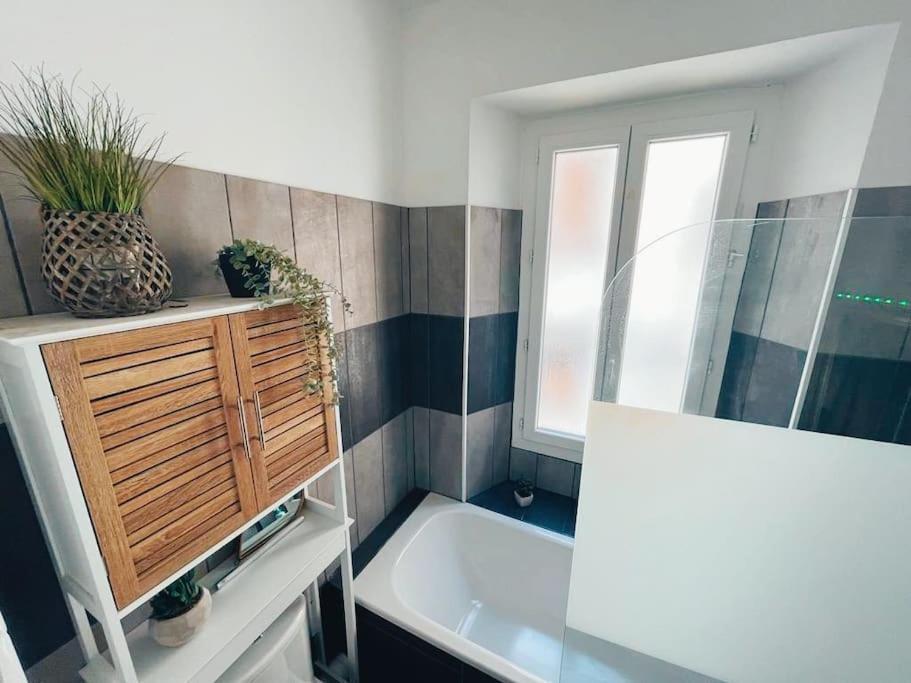 سانت ماكسيمين-لا-سانت-بوم Grand Appartement Cosy Lumineux المظهر الخارجي الصورة