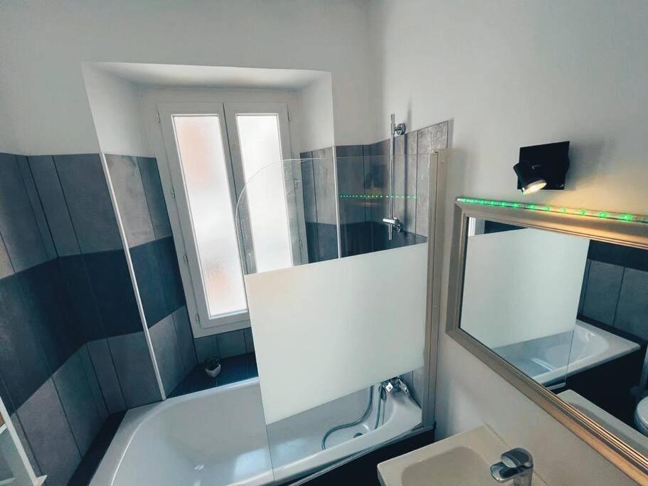 سانت ماكسيمين-لا-سانت-بوم Grand Appartement Cosy Lumineux المظهر الخارجي الصورة